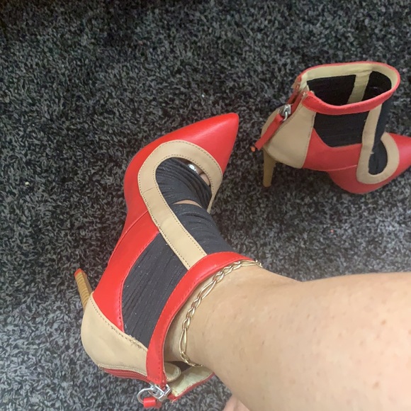 Red ,Tan & Black high heel bootie - Picture 2 of 3